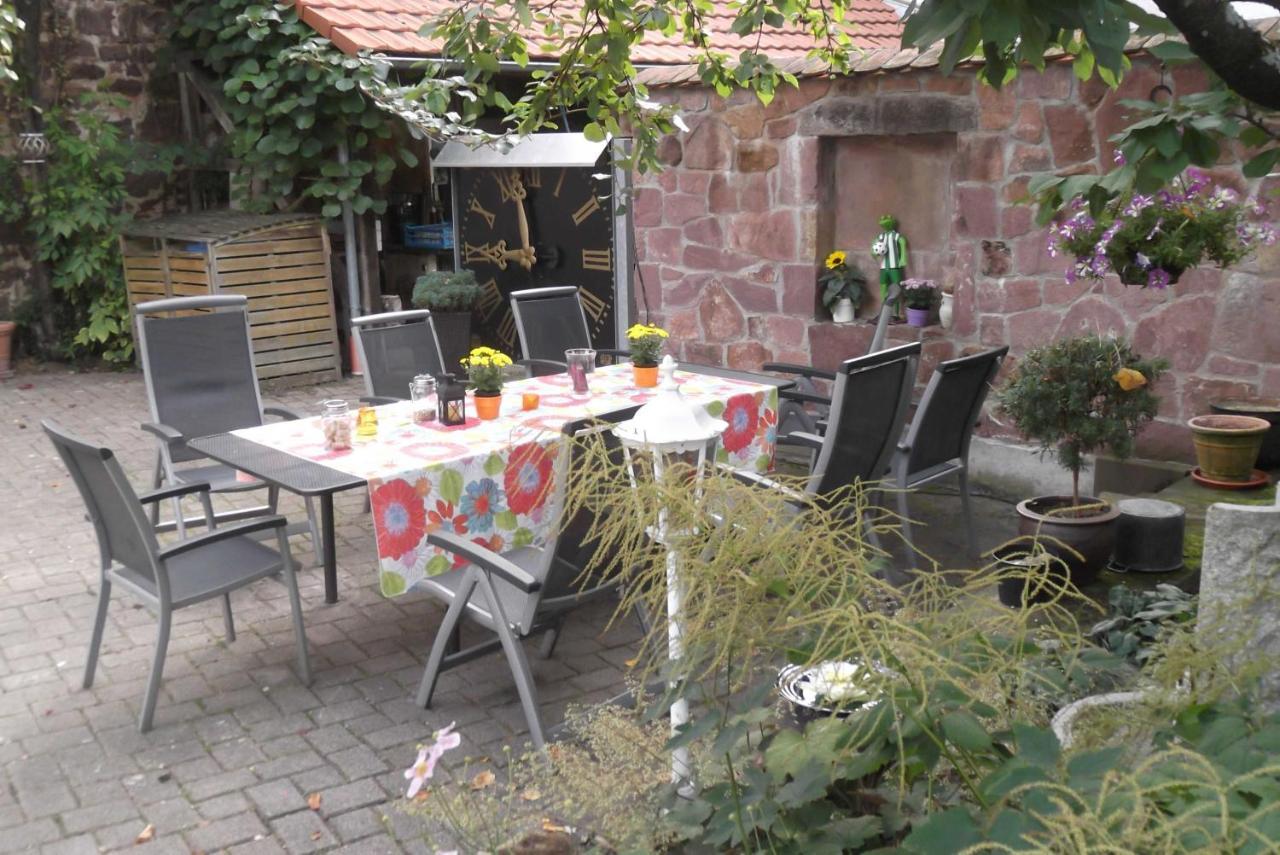 Galerie Ueber Den Gaerten Herbolzheim Exteriör bild